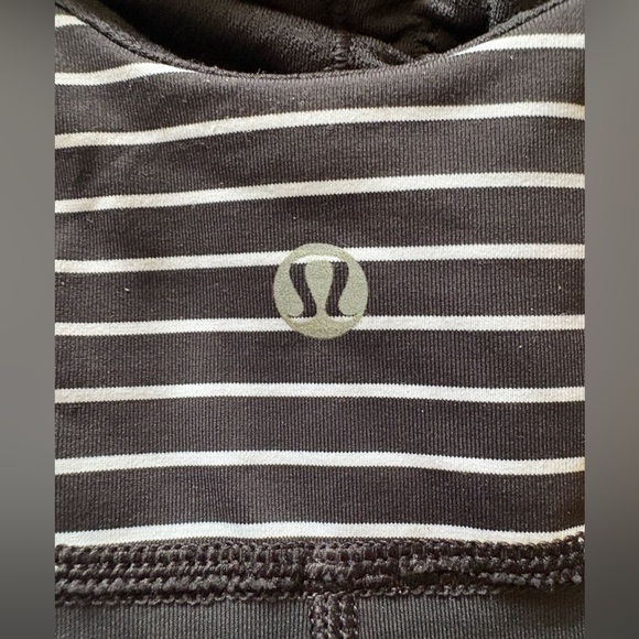 Lululemon Aria II - Picture 4 of 6